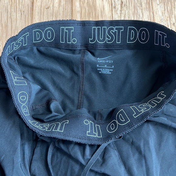 Nike WOMENS Flex Essential 2-in-1 - Picture 8 of 11